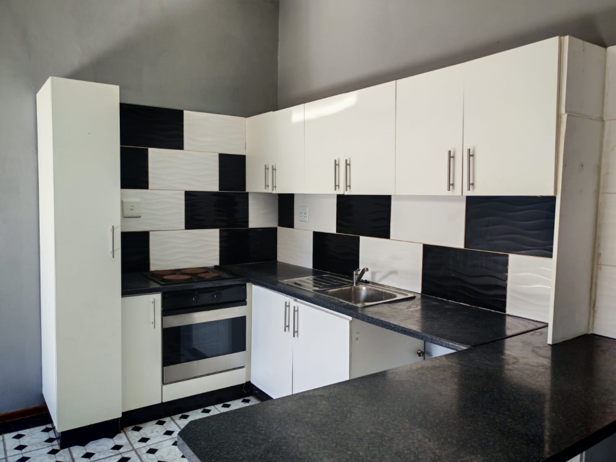 8 Bedroom Property for Sale in Sydenham Eastern Cape